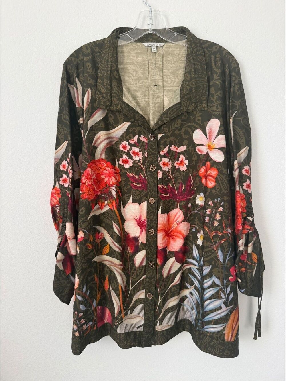 John Mark NWT 3/4 Sleeve V-Neck Button Up Floral Boho Blouse Women's Size 3X
